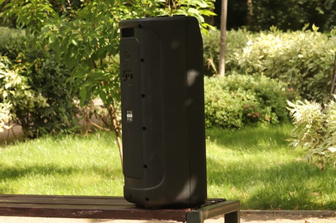 REAL-EL_X-797_portable_acoustics